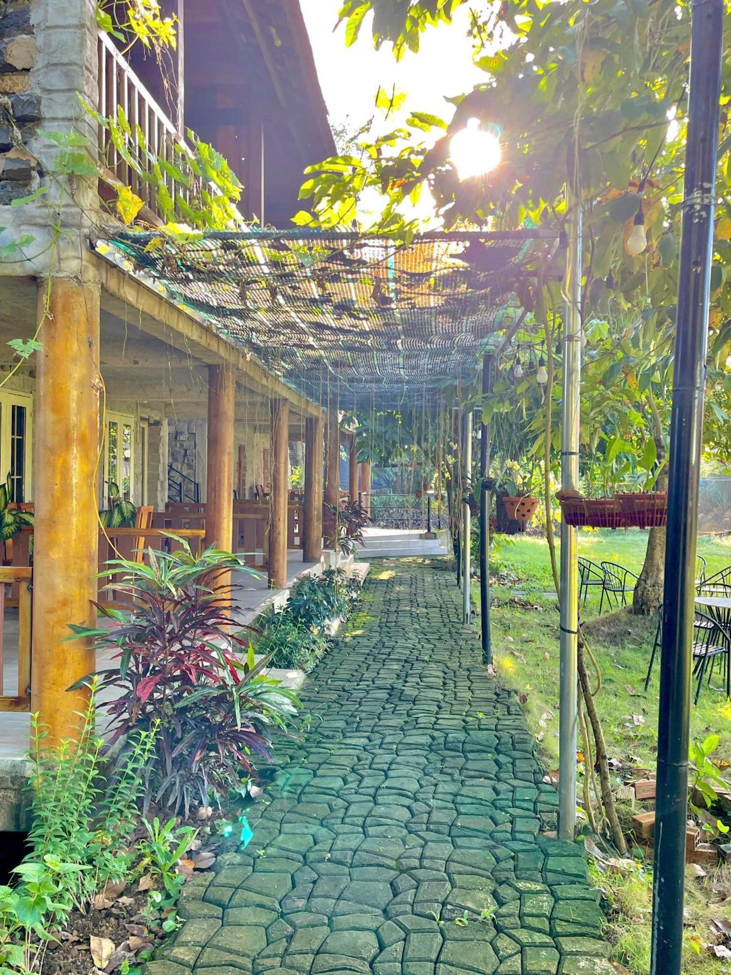 Anhflyresort Cat Tien Kültér fotó